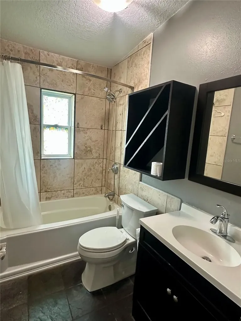 33 S Ortman Drive Orlando FL 32805