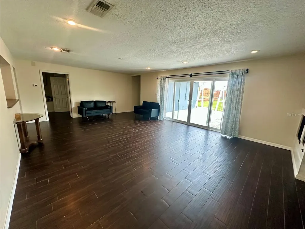 33 S Ortman Drive Orlando FL 32805