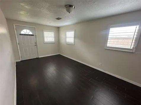 33 S Ortman Drive Orlando FL 32805