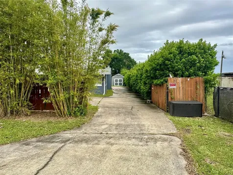 33 S Ortman Drive Orlando FL 32805