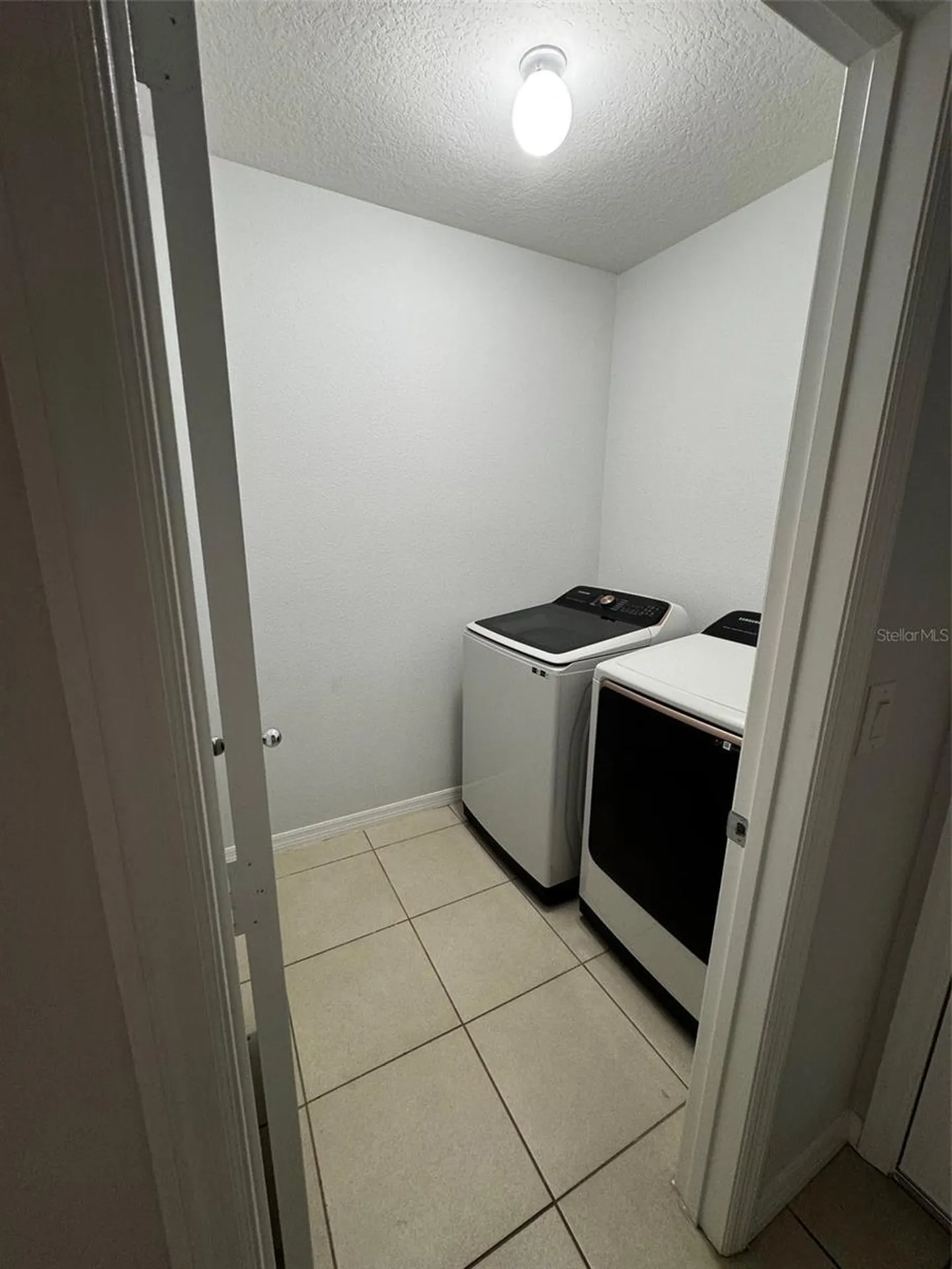 526 Safe Harbor Drive Edgewater FL 32141