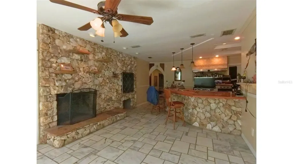 4540 W Highway 318 Citra FL 32113