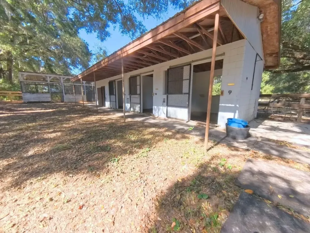 4540 W Highway 318 Citra FL 32113