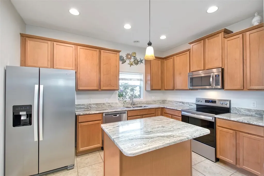 606 Lake Talquin Way Groveland FL 34736