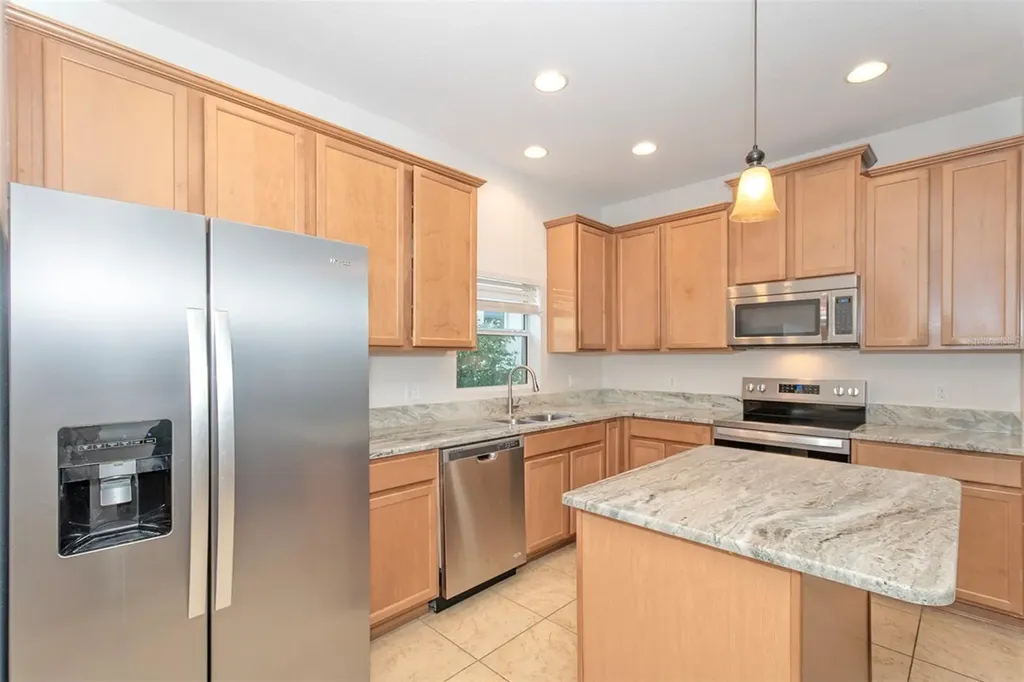 606 Lake Talquin Way Groveland FL 34736