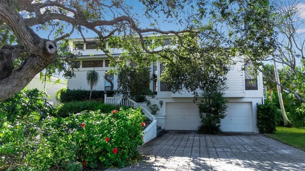3361 Bayou Sound Longboat Key FL 34228