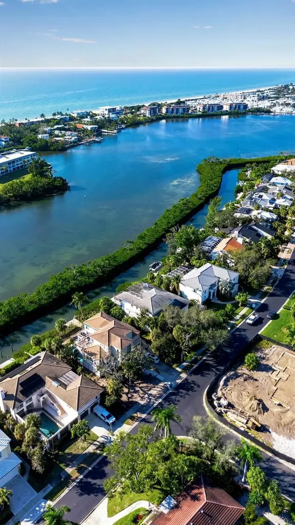 3361 Bayou Sound Longboat Key FL 34228