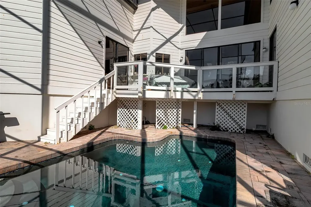 3361 Bayou Sound Longboat Key FL 34228
