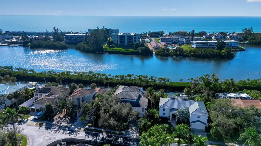 3361 Bayou Sound Longboat Key FL 34228