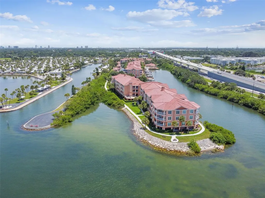 5000 Culbreath Key Way Tampa FL 33611