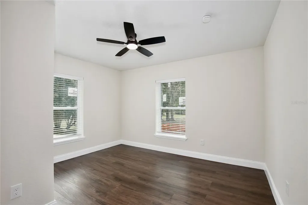 1255 Flint Trail Geneva FL 32732