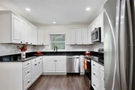 1255 Flint Trail Geneva FL 32732