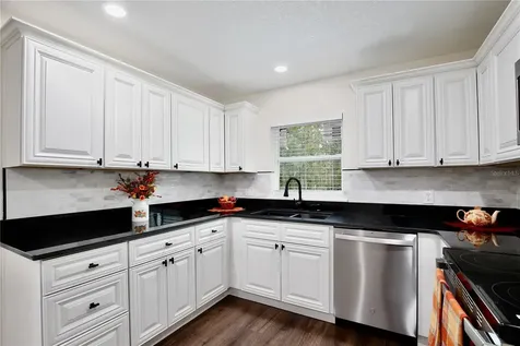 1255 Flint Trail Geneva FL 32732