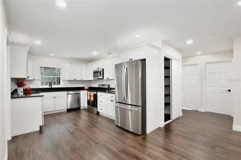 1255 Flint Trail Geneva FL 32732