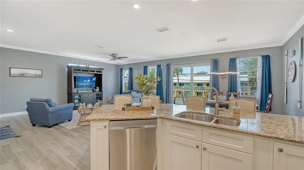 2317 Avenue C Bradenton Beach FL 34217
