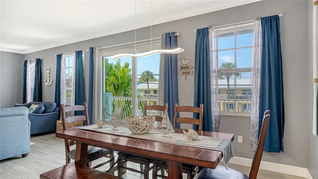 2317 Avenue C Bradenton Beach FL 34217