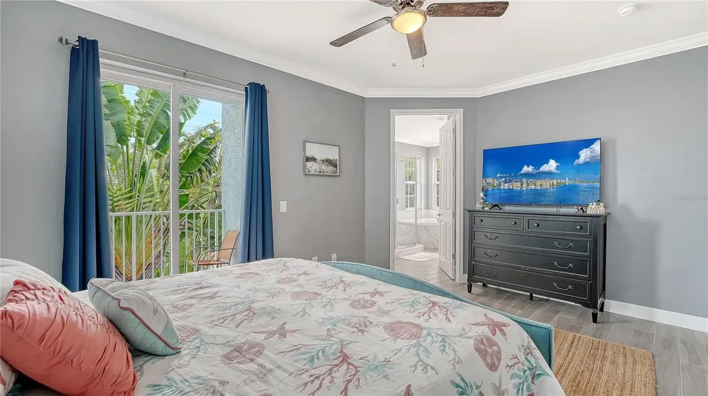 2317 Avenue C Bradenton Beach FL 34217