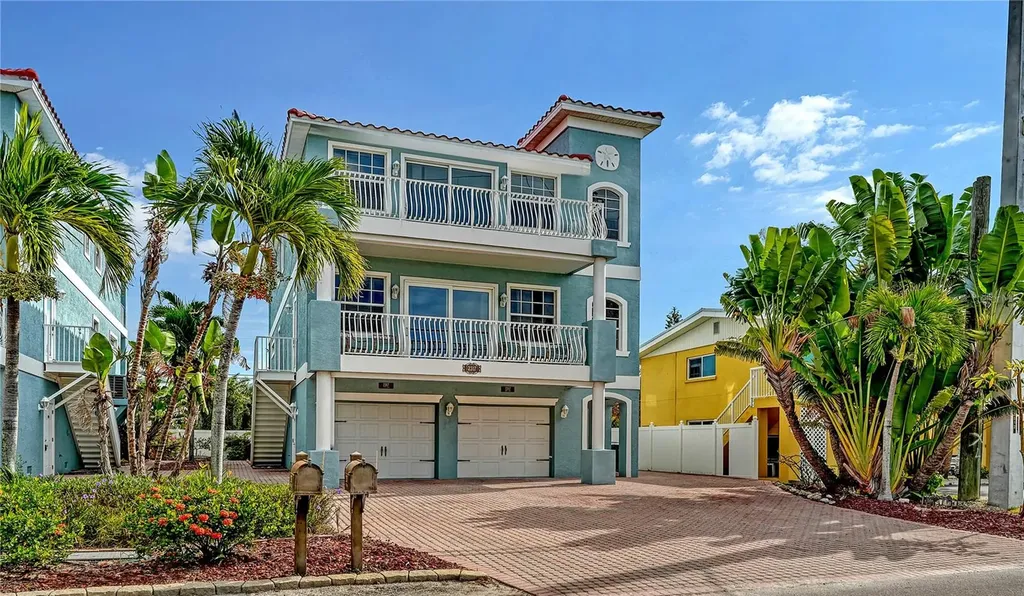 2317 Avenue C Bradenton Beach FL 34217