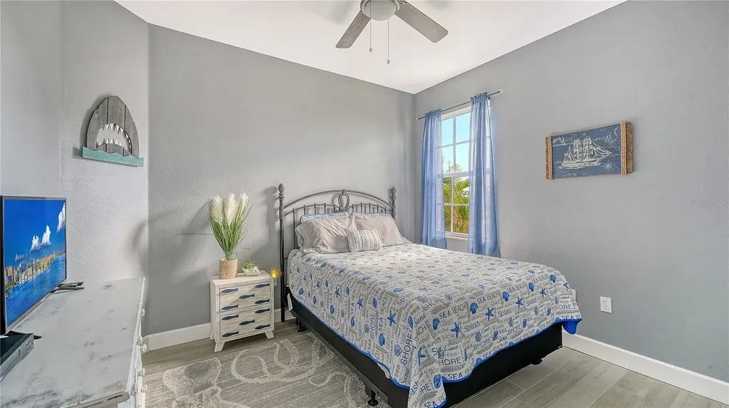 2317 Avenue C Bradenton Beach FL 34217