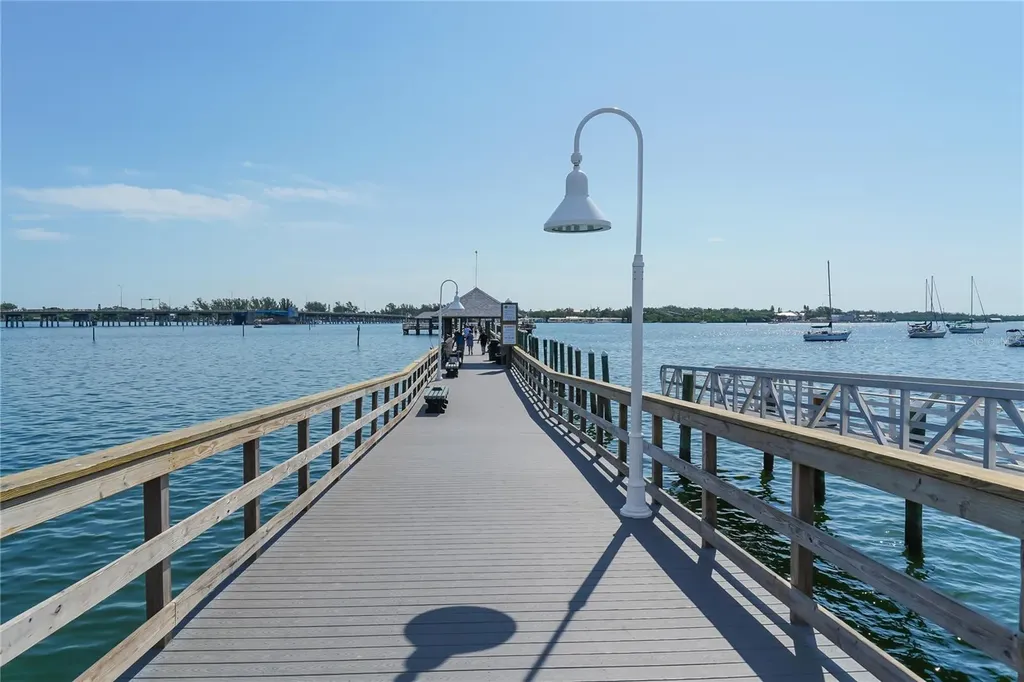 2317 Avenue C Bradenton Beach FL 34217