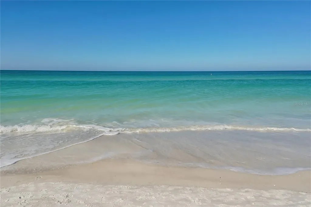 2317 Avenue C Bradenton Beach FL 34217