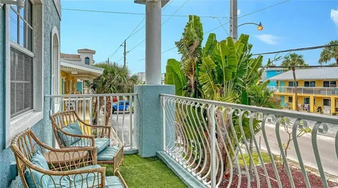 2317 Avenue C Bradenton Beach FL 34217