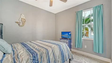 2317 Avenue C Bradenton Beach FL 34217