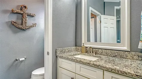 2317 Avenue C Bradenton Beach FL 34217