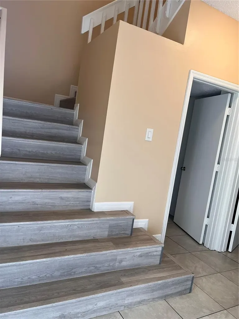 14560 Laguna Beach Circle Orlando FL 32824