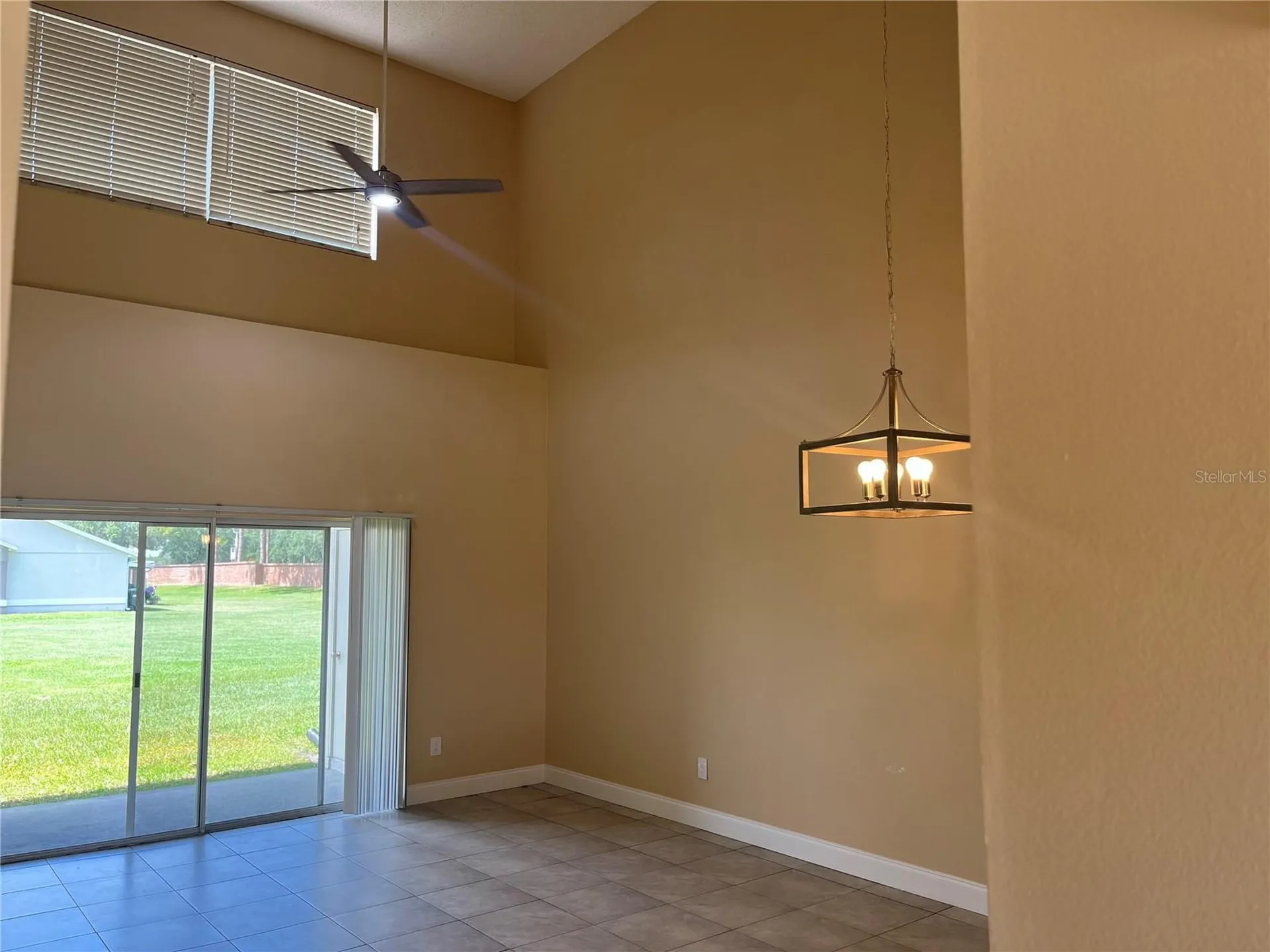14560 Laguna Beach Circle Orlando FL 32824