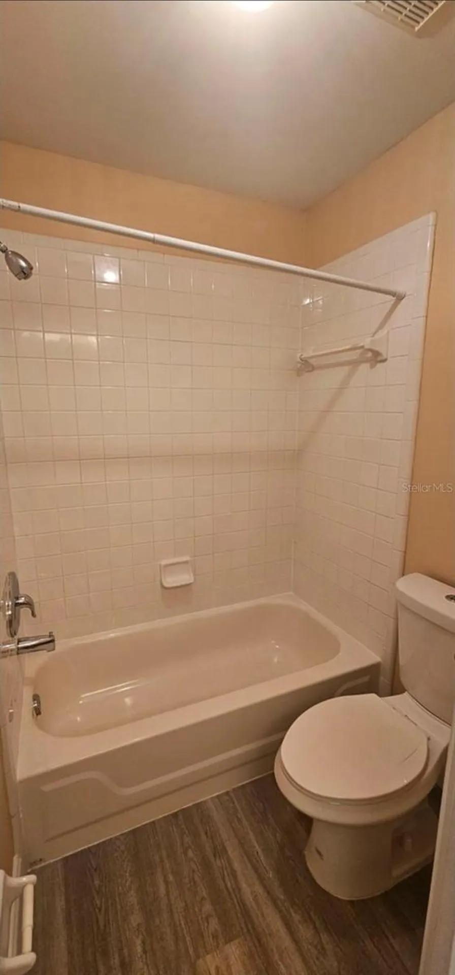 14560 Laguna Beach Circle Orlando FL 32824