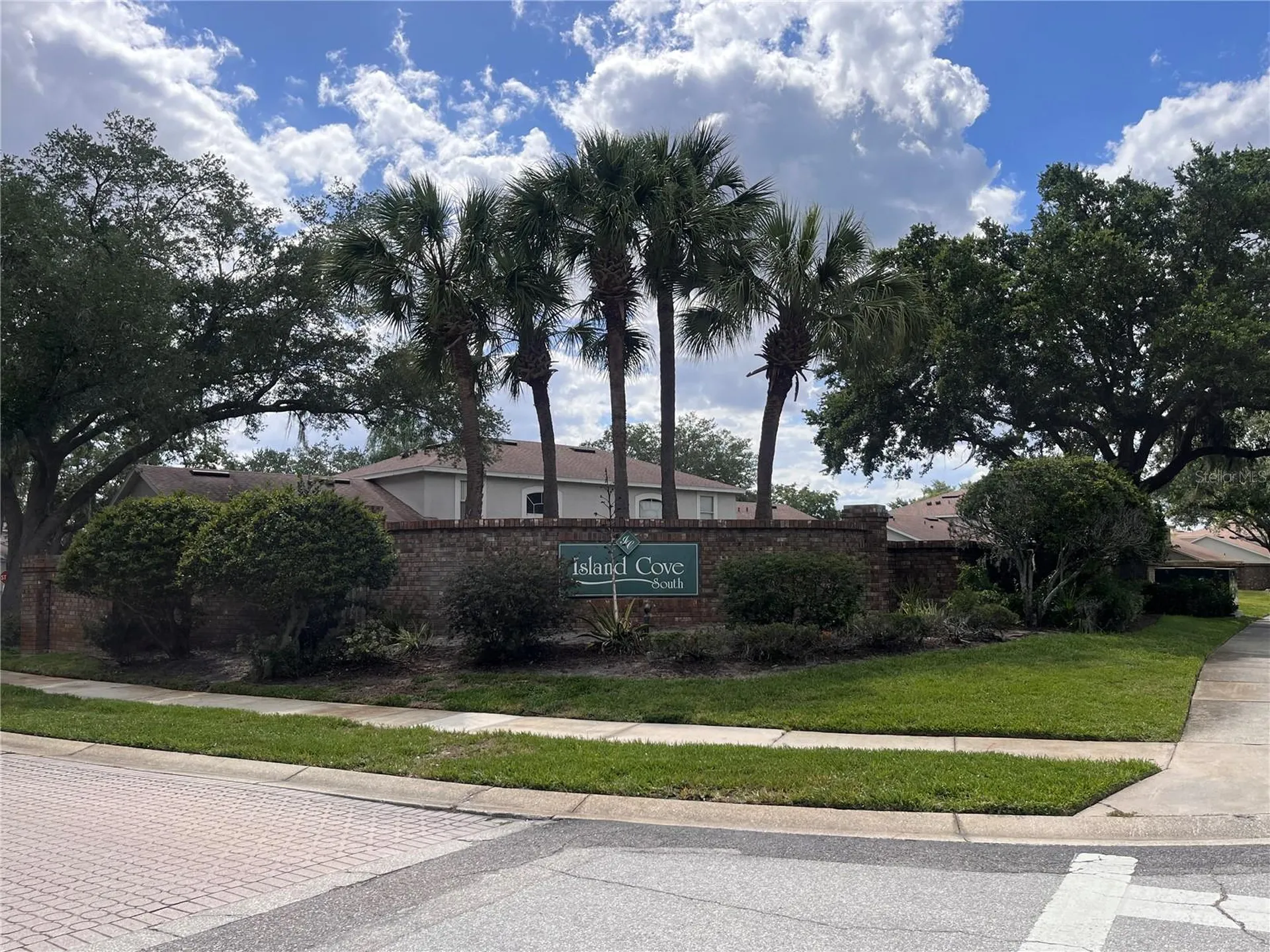 14560 Laguna Beach Circle Orlando FL 32824