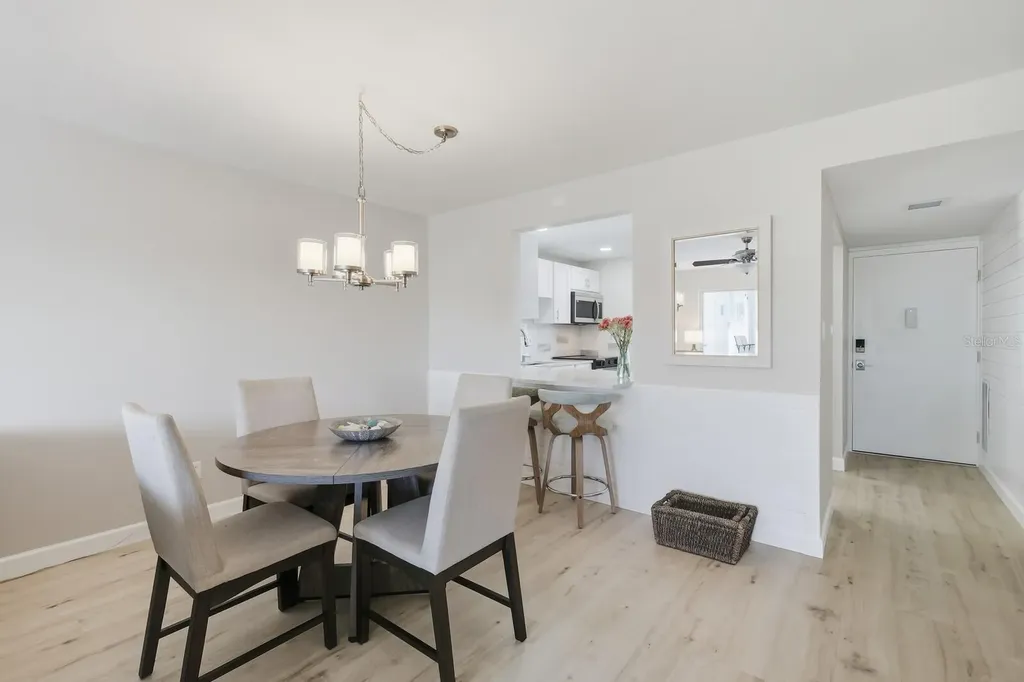 4380 Exeter Drive Longboat Key FL 34228