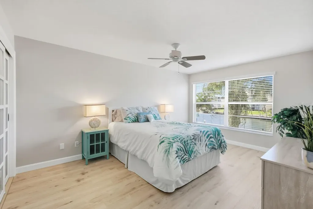 4380 Exeter Drive Longboat Key FL 34228
