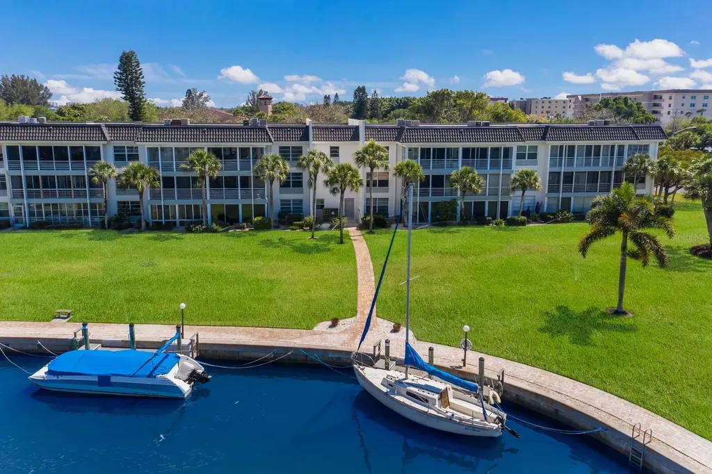 4380 Exeter Drive Longboat Key FL 34228