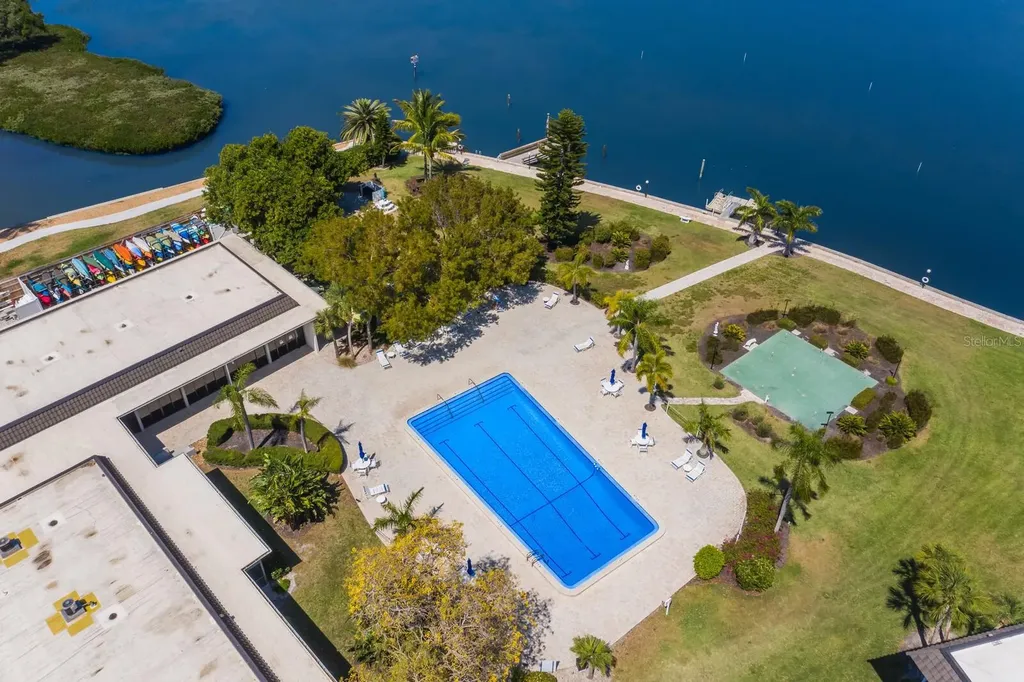 4380 Exeter Drive Longboat Key FL 34228