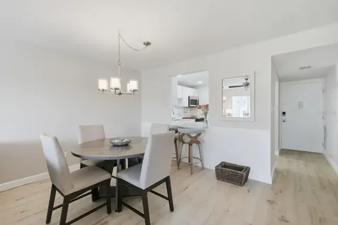 4380 Exeter Drive Longboat Key FL 34228