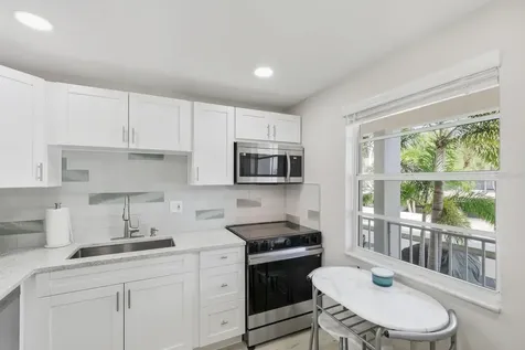 4380 Exeter Drive Longboat Key FL 34228