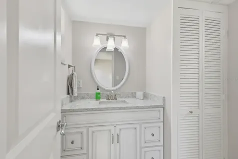 4380 Exeter Drive Longboat Key FL 34228