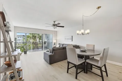 4380 Exeter Drive Longboat Key FL 34228