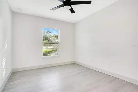 1217 W 6th Street Sanford FL 32771