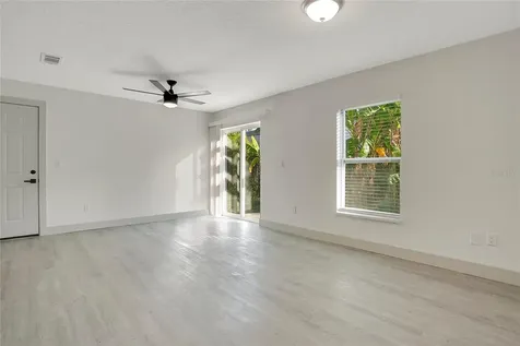 1217 W 6th Street Sanford FL 32771