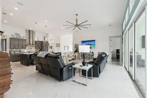 30 Kingswood Court Ormond Beach FL 32174