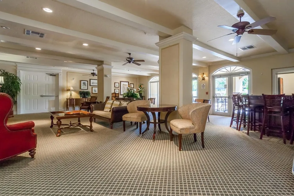 1064 N Tamiami Trail Sarasota FL 34236