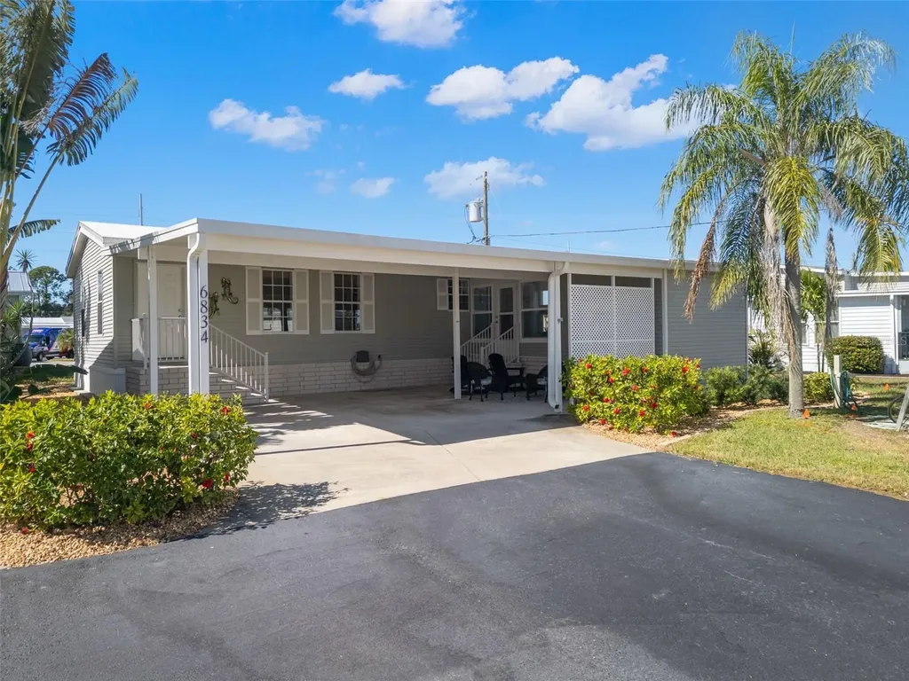 6834 Mount Pleasant Road NE St Petersburg FL 33702