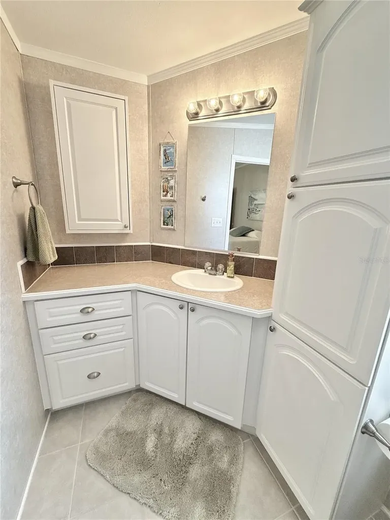 6834 Mount Pleasant Road NE St Petersburg FL 33702