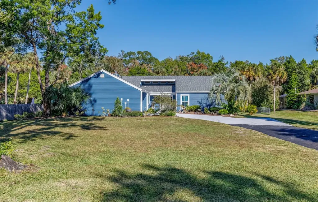 9781 W Halls River Road Homosassa FL 34448