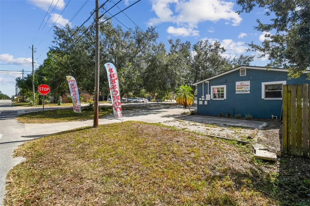 9912 N Myrtle Street Tampa FL 33617