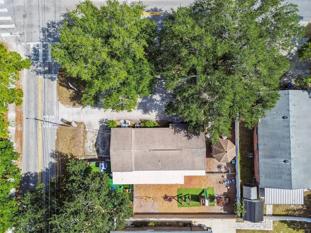 9912 N Myrtle Street Tampa FL 33617