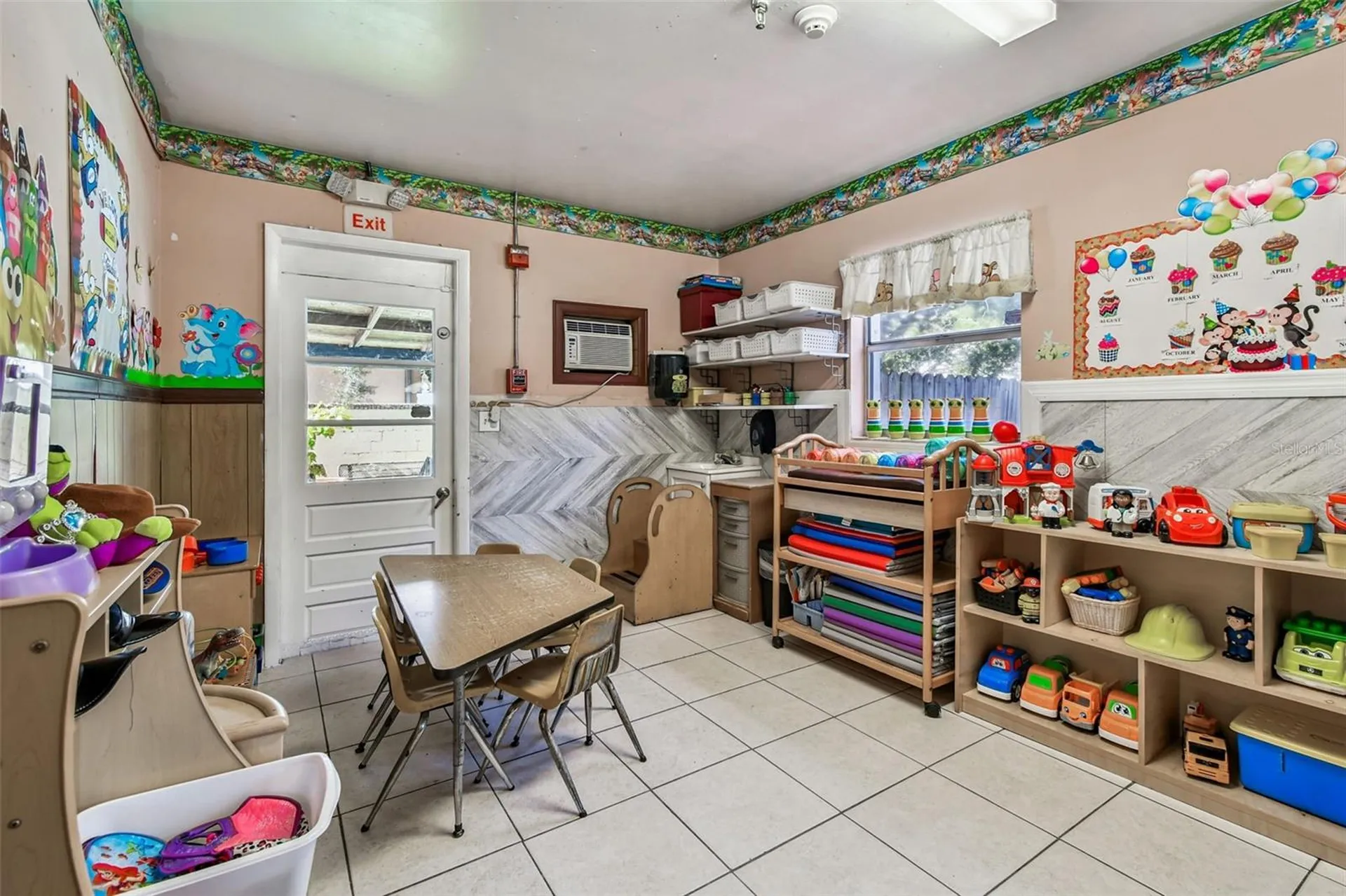 9912 N Myrtle Street Tampa FL 33617